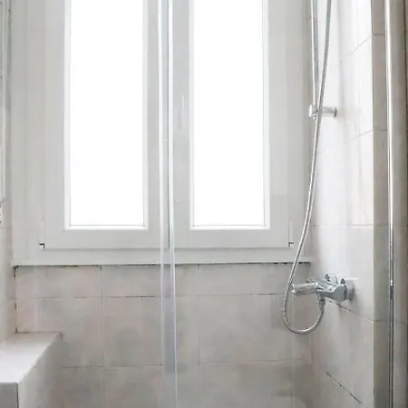 Certosa New Modern Flat * Milano