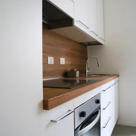 Certosa New Modern Flat * Milano
